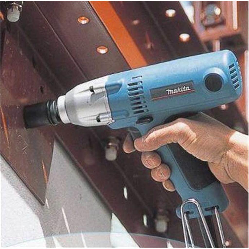 Makita 6953 Darbeli Somun Sıkma Makinesi