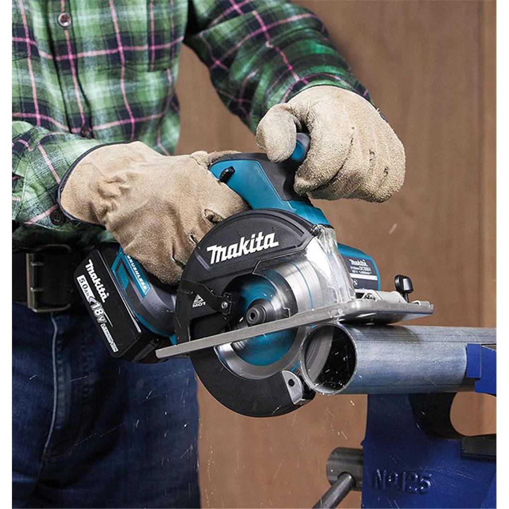 Makita DCS551RMJ Akülü Metal Kesme